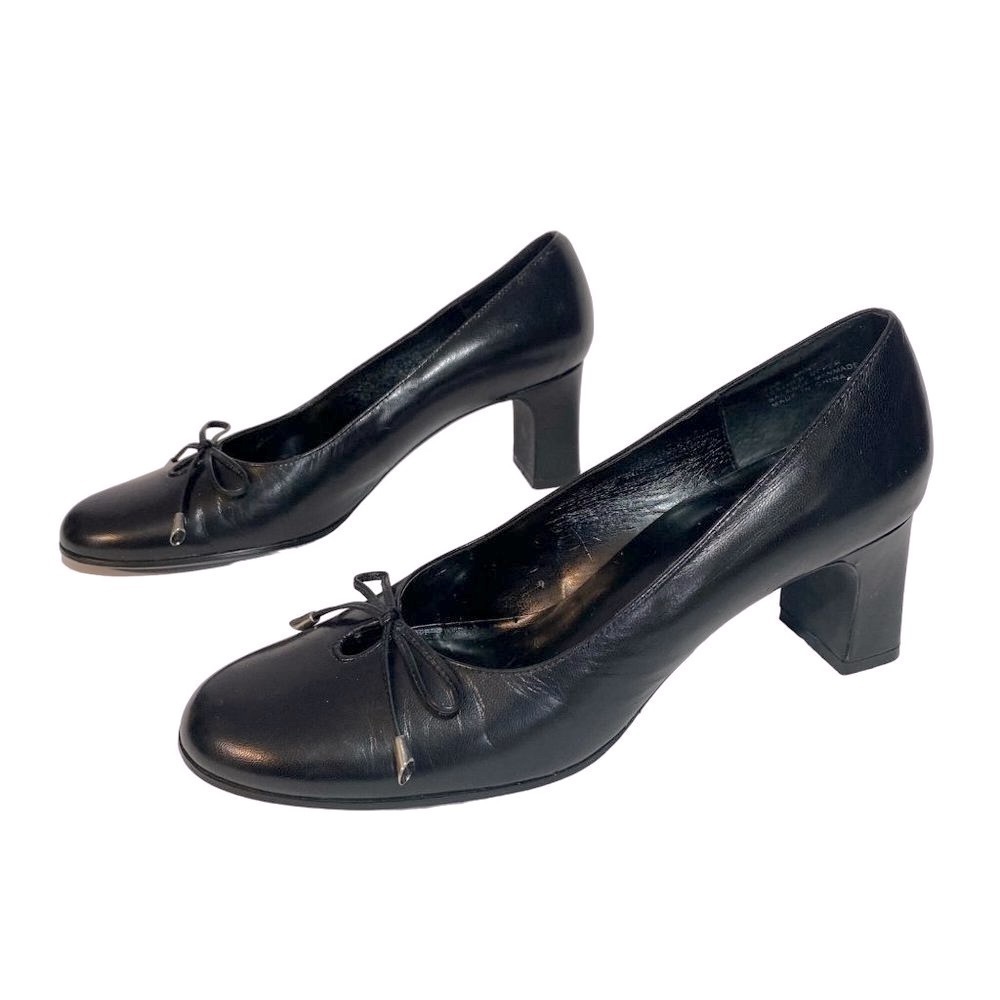 Etienne Aigner Annie Black Leather Pumps with Tie Accent‎ Size 7M
